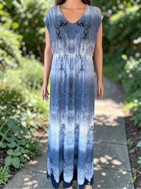 Chico’s Blue Ombre Paisley Maxi Dress Size 2 (US 12/L) Elastic Waist Boho